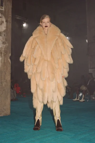 Look 55